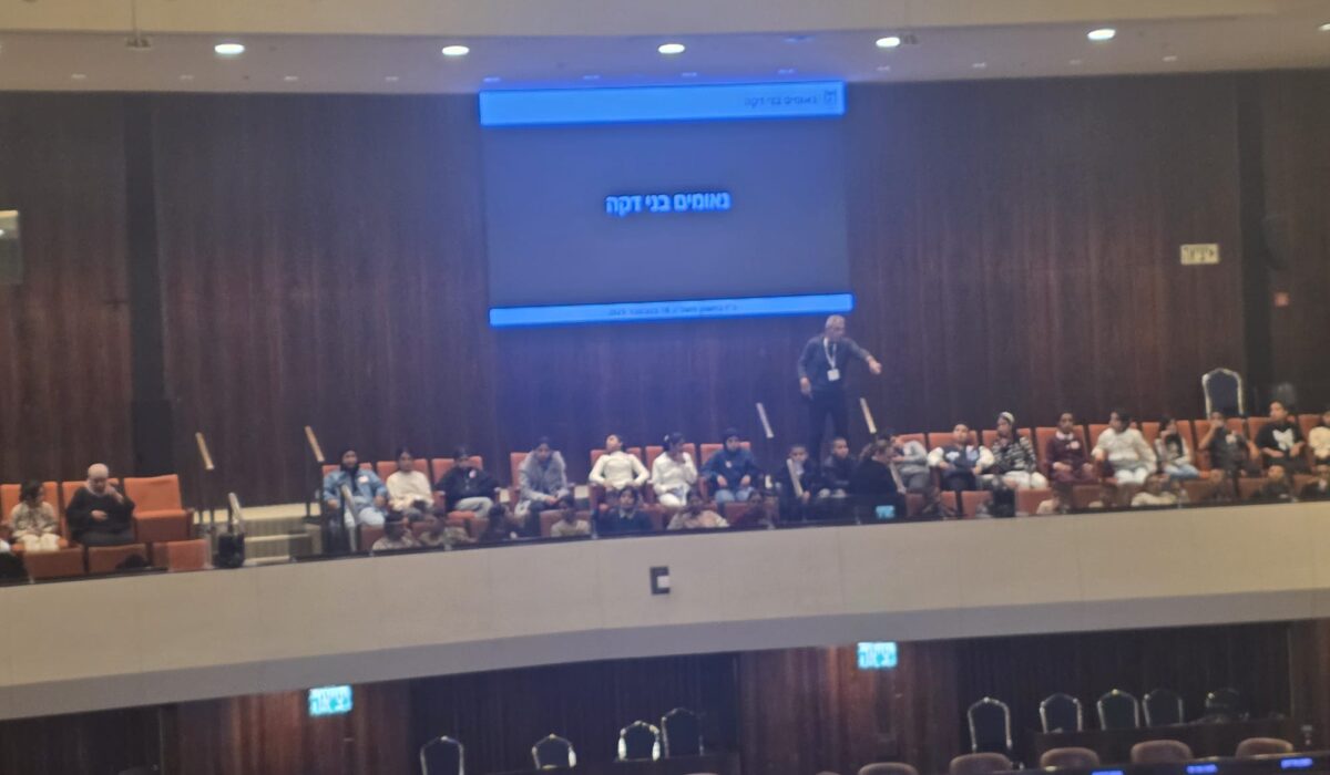 38585af5-59a3-4c80-9a0a-21e4a51b1ff1